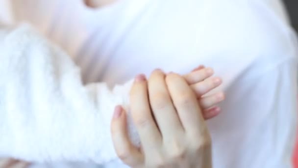 Mother Holds Baby Hand Her Hand Close Love Child Family — Video Stock