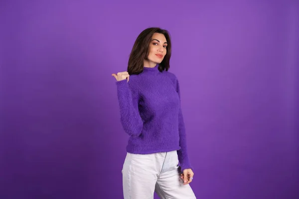 Young Woman Purple Soft Cozy Sweater Background Cute Smiling Cheerfully — Φωτογραφία Αρχείου