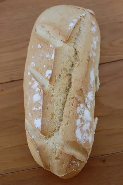 Crusty Italiensk Traditionell Hela Ciabatta Bröd Träbord — Stockfoto