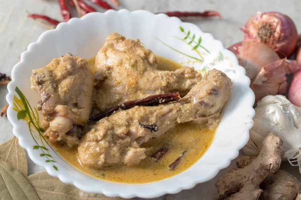 Selectieve Focus Van Delicious Chicken Rezala Klaar Dienen — Stockfoto