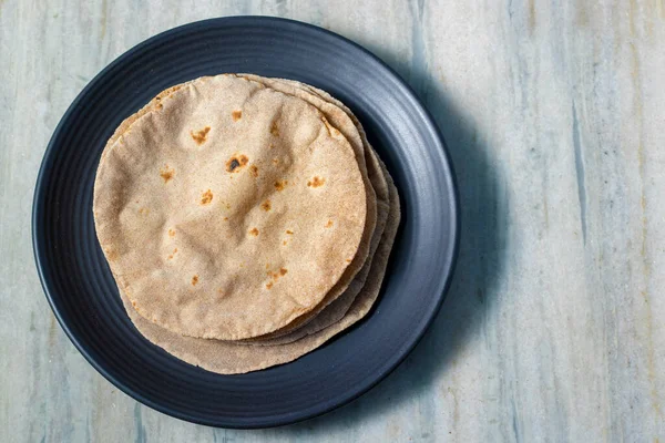 Pan Indio Roti Hecho Mano Trigo Mijo —  Fotos de Stock