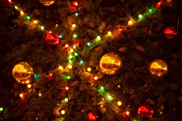 Vestito Con Luce Elettrica Giocattoli Albero Natale Nel Centro Mosca — Foto Stock