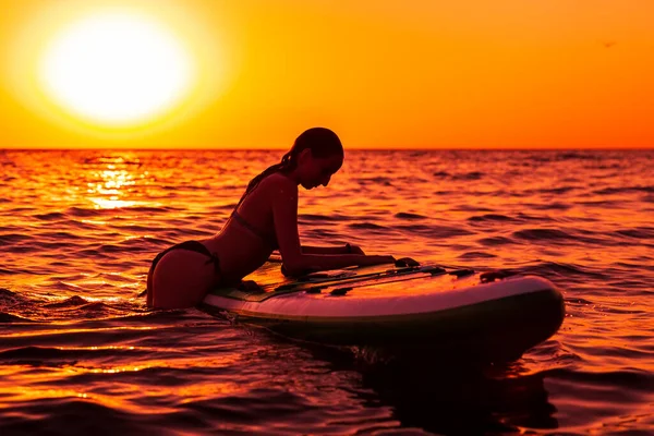 July 2021 Anapa Russia Silhouette Attractive Woman Relax Stand Paddle — Stock Photo, Image