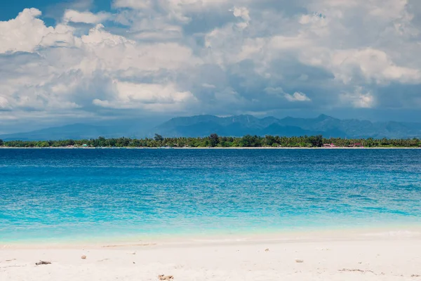 Holiday Beach Gili Island Blue Ocean — стоковое фото