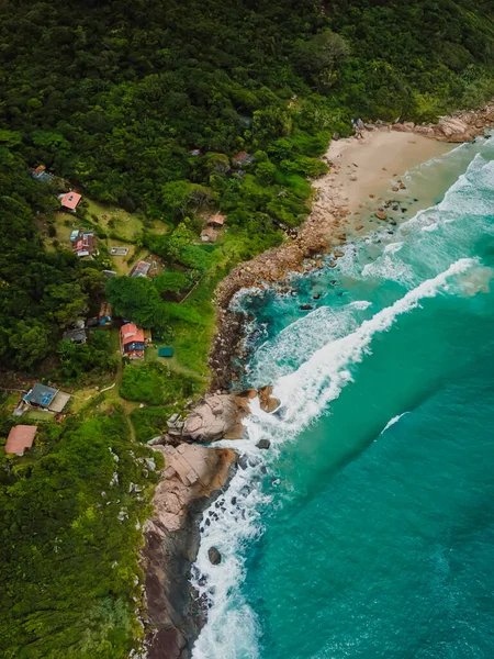 Tropikalne Wybrzeże Plażą Oceanem Falami Brazylii Widok Lotu Ptaka Plażę — Zdjęcie stockowe