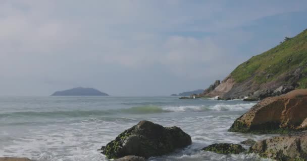 Beach Rocks Ocean Waves Florianopolis Brazil — Stock Video