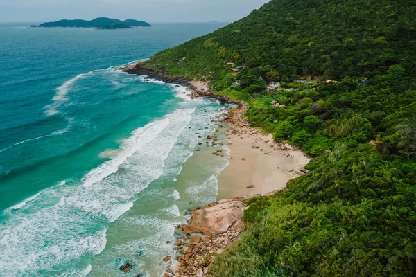 Côtes Avec Plage Montagnes Océan Bleu Avec Vagues Brésil Vue — Photo