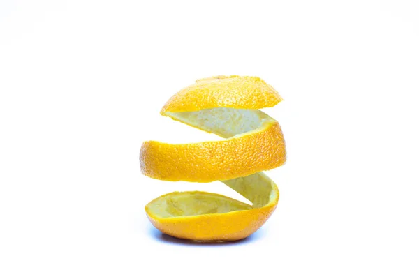 Espiral Cáscara Naranja Sobre Fondo Blanco — Foto de Stock