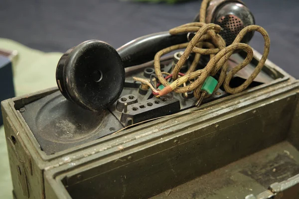 Real Old Military Phone Its Wooden Suitcase — стоковое фото