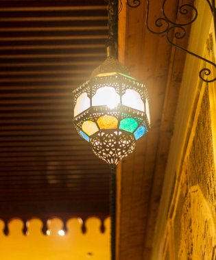 Geleneksel Arap feneri. Yapı