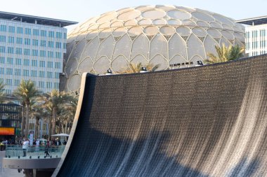 Dubai, BAE - EXPO 2020 taşınabilirlik bölgesinde 10.20.2021 Su özelliği