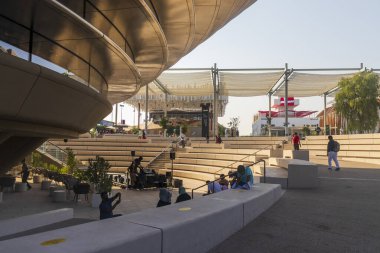 Dubai, BAE - EXPO 2020 'deki hareketlilik köşkünde 10.16.2021 Ziyaretçi