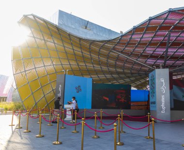 Dubai, BAE - 11.18.2021 ExPO 2020 'nin Fırsat Bölgesi, Irak