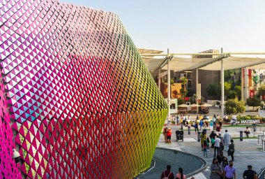 Dubai, BAE - 11.18.2021 ExPO 2020 Opportunity bölgesi. Pakistan pavyonu