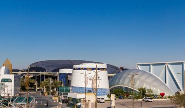 Dubai, BAE - 01.22.2021 EXPO 2020 'nin bazı pavyonlarının gerçek görüntüsü. Sürdürülebilirlik