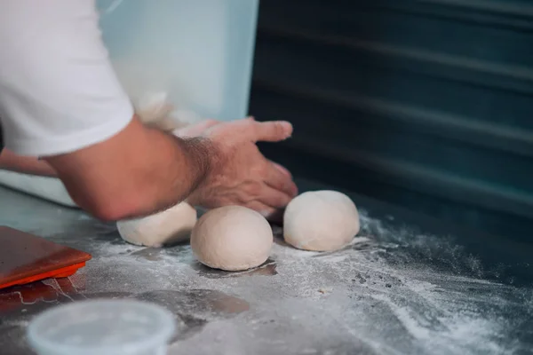 Chef Shaping Dough Small Balls Letting Rise — Stockfoto