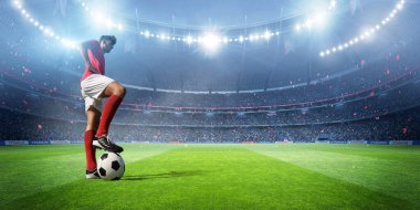     Sahne ışıklarıyla futbol oyuncusu ve stadyum, 3D yorumlama                           