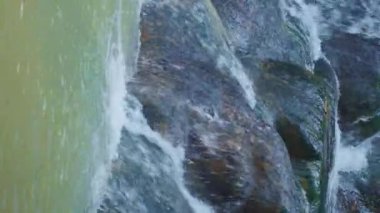 Hot Waterfall, Khlong Thom, Krabi Eyaleti, Hot Stream Krabi, Dikey Video