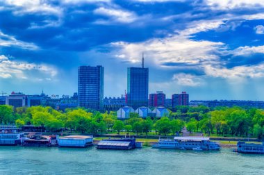 Belgrad, Sırbistan, 29 Nisan 2021: Belgrad, Sırbistan 'ın bir kısmına panoramik açıdan bakın.