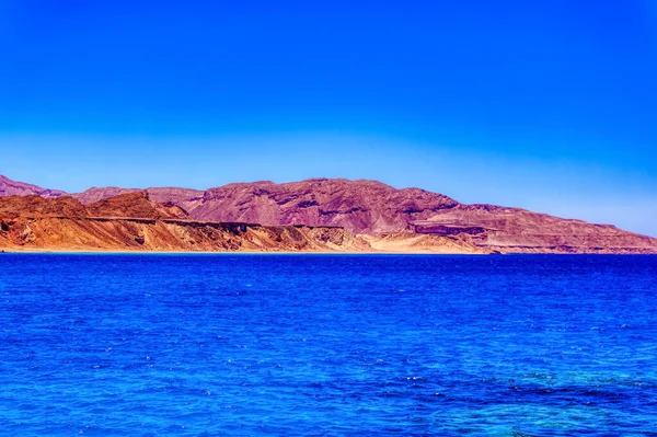 Μοναχικό Νησί Στην Ερυθρά Θάλασσα Κοντά Sharm Sheikh Αίγυπτος — Φωτογραφία Αρχείου