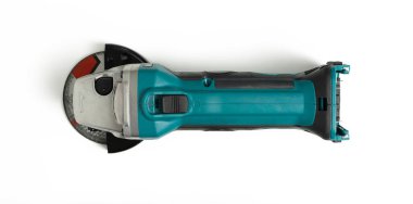 kablosuz öğütücü pili beyaz arkaplanda izole edildi.