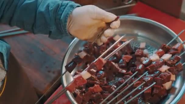 Chef Está Preparando Kebab Tradicional Adana Turca — Vídeos de Stock
