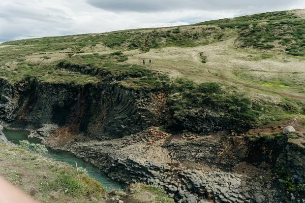 Zöld Folyó Studlagil Kanyonon Keresztül Izland Kiváló Minőségű Fénykép — Stock Fotó