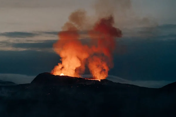 Fagradalsfjall Islandia Czerwiec 2021 Erupcja Wulkanu Niedaleko Reykjaviku Islandia Wysokiej — Zdjęcie stockowe