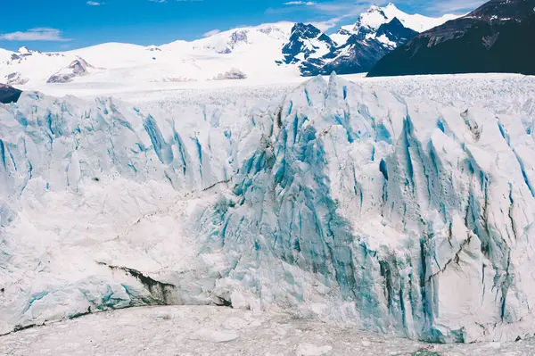 莫雷诺冰川 Perito Moreno Glacier 阿根廷圣克鲁斯省的一座冰川 高质量的照片 — 图库照片