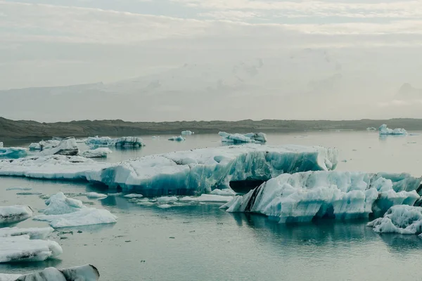 Jokulsarlon Gletsjerlagune Het Diamantstrand Gelegen Het Nationaal Park Vatnajokull Het — Stockfoto