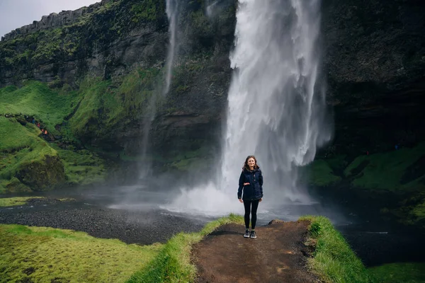 Seljalandsfoss Krásný Turistický Vodopád Jižním Islandu Kvalitní Fotografie — Stock fotografie