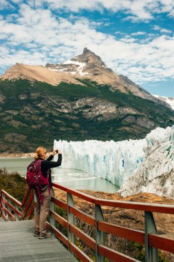 Perito Moreno buzulu, Patagonya ulusal parkında buzul manzarası, Arjantin, Güney Amerika.