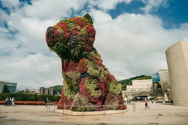 Bilbao Spanje Sep 2021 Puppy Sculptuur Ontworpen Door Jeff Koons — Stockfoto