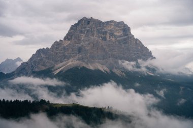  İtalya 'nın Dolonites kentindeki Civetta Dağı manzarası. Yüksek kalite fotoğraf