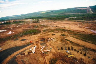 Petrol boru hattı inşaatı. Yukarıdan bak. Yüksek kalite fotoğraf