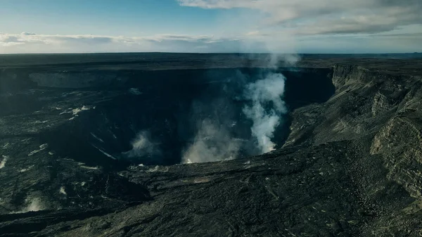 Ελικόπτερο Πάνω Από Ηφαίστειο Kilauea Στη Χαβάη Εθνικό Πάρκο Ηφαίστειων — Φωτογραφία Αρχείου