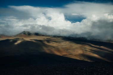 Hawaii 'nin büyük adasında Mauna Kea Zirvesi. Yüksek kalite fotoğraf