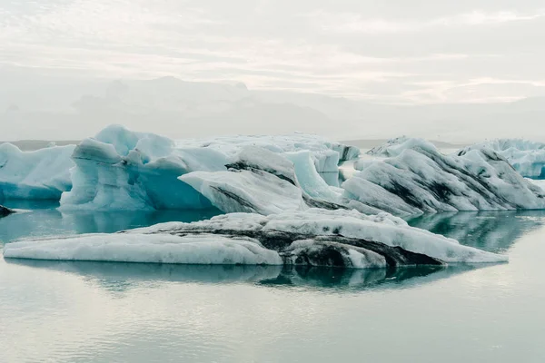 Jokulsarlon Glacier Lagoon Diamond Beach Ligger Vatnajokull Nasjonalpark Sør Island – stockfoto