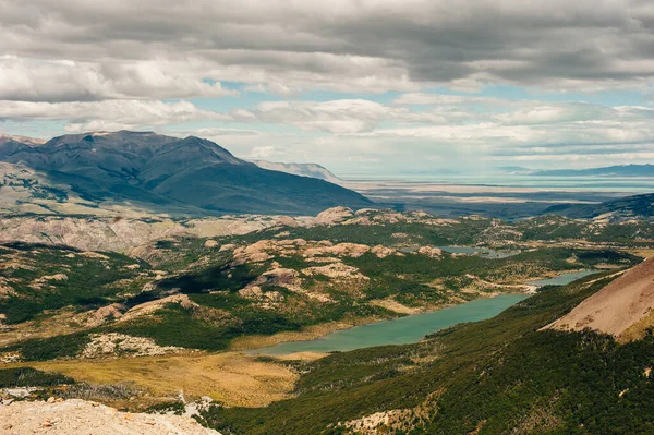 Nehir Los Glaciares Ulusal Parkı, El Chalten - Arjantin