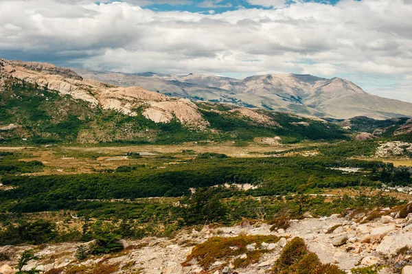 Nehir Los Glaciares Ulusal Parkı, El Chalten - Arjantin