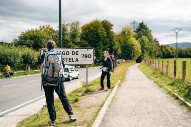 Santiago Kilisesi, Camino de Santiago, İspanya 'da Roncesvalles' de. Yüksek kalite fotoğraf
