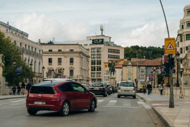 Burgos, İspanya - sep, 2021 geleneksel cadde Burgos şehir merkezinde. Yüksek kalite fotoğraf