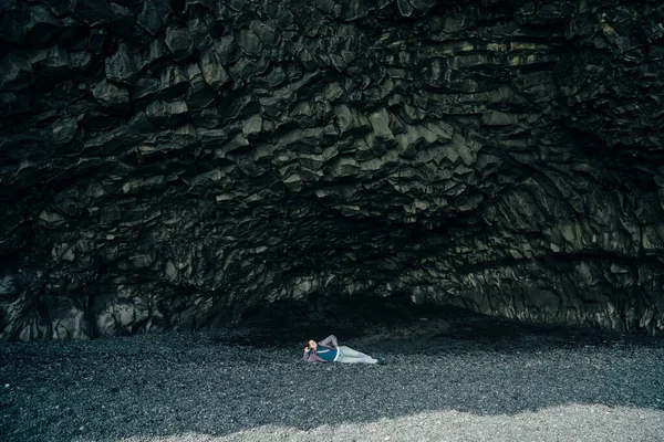 Vista Sulla Grotta Halsanefshellir Reynisfjara Spiaggia Sabbia Nera Vicino Vik — Foto Stock