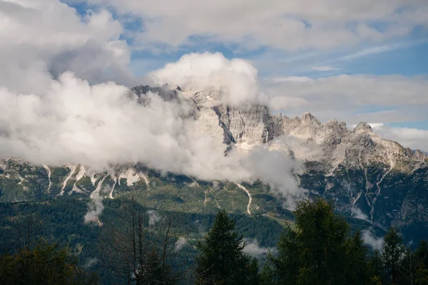 Dolomity Włochy Nov 2021 Wspaniały Widok Góry Widokiem Monte Punta — Zdjęcie stockowe