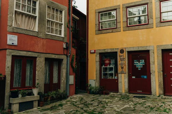 Rua Pequena Encantadora Tranquila Porto Portugal Nov 2021 Foto Alta — Fotografia de Stock