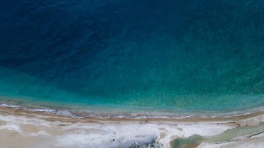 CHIRALI, TURKEY: Türkiye 'de hava manzaralı güneşli plaj beldesi