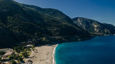 Kumlu Oludeniz Sahili 'ndeki paraşütten hava görüntüsü, hindi. Yüksek kalite fotoğraf