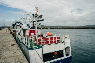 Muxia, İspanya 'nın La Coruna şehrinde küçük bir sahil kasabası ve turizm beldesi. Yüksek kalite fotoğraf
