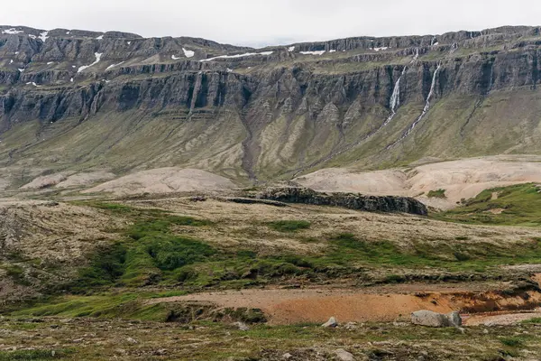 İzlanda 'da çarpıcı bir İzlanda manzarası. Yüksek kalite fotoğraf