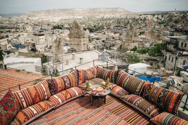 Kapadokya manzaralı geleneksel Türk kahvaltısı. Goreme, Hindi. Yüksek kalite fotoğraf